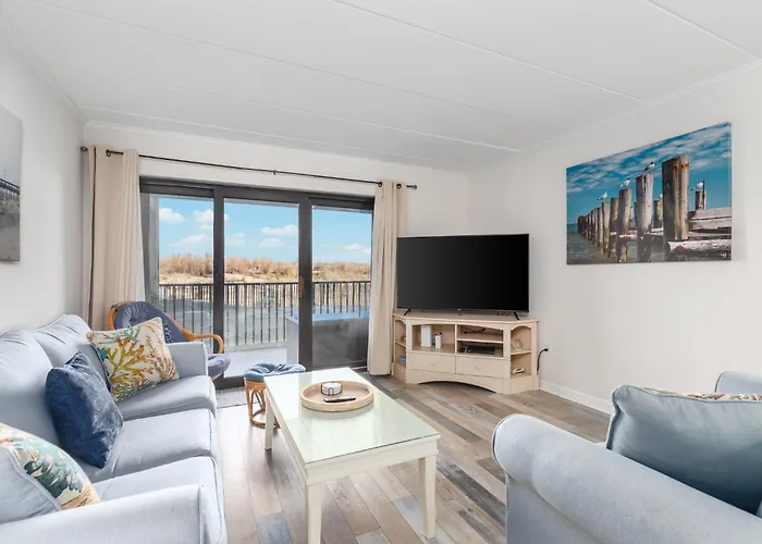 Ocean Trail-2 Bedroom Ocean Front Condo! Ocean City