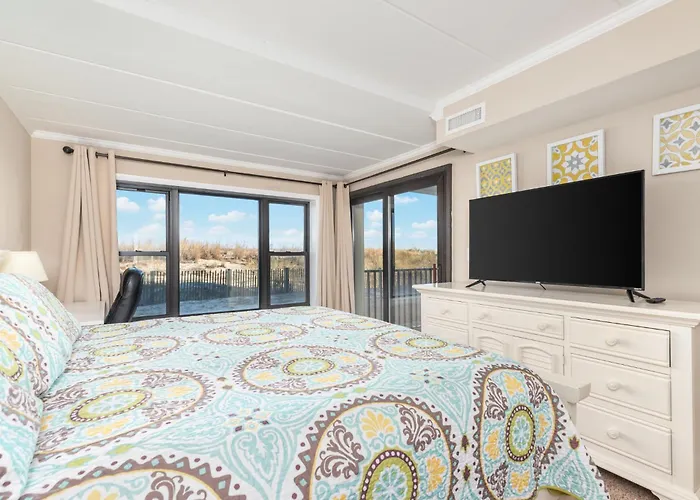 Holiday home Ocean Trail-2 Bedroom Ocean Front Condo! *