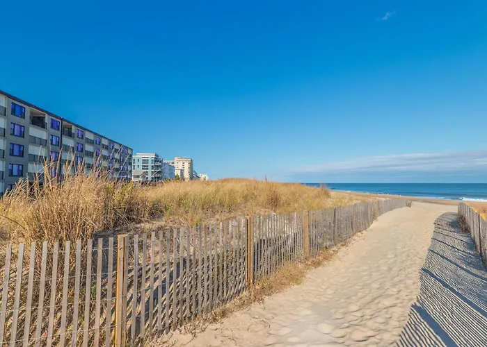 Ocean Trail-2 Bedroom Ocean Front Condo! Holiday home